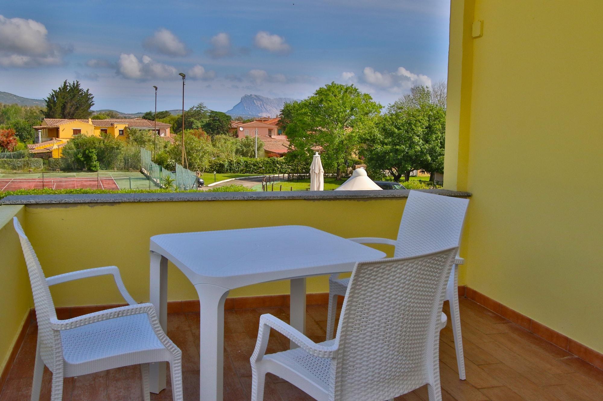 Hotel Le Mimose San Teodoro  Exterior photo