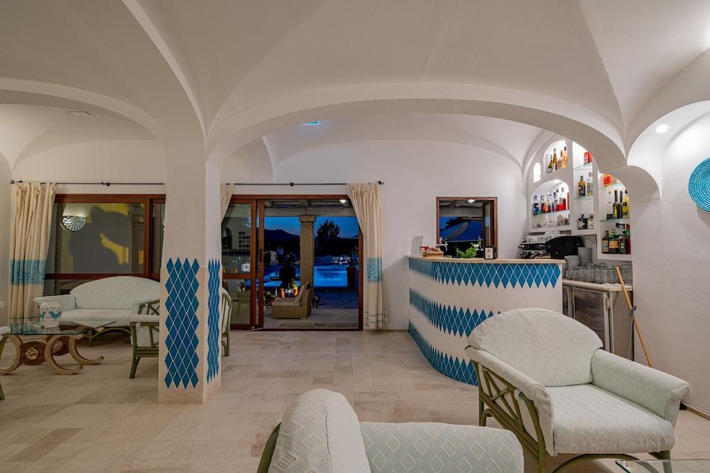 Hotel Le Mimose San Teodoro  Exterior photo